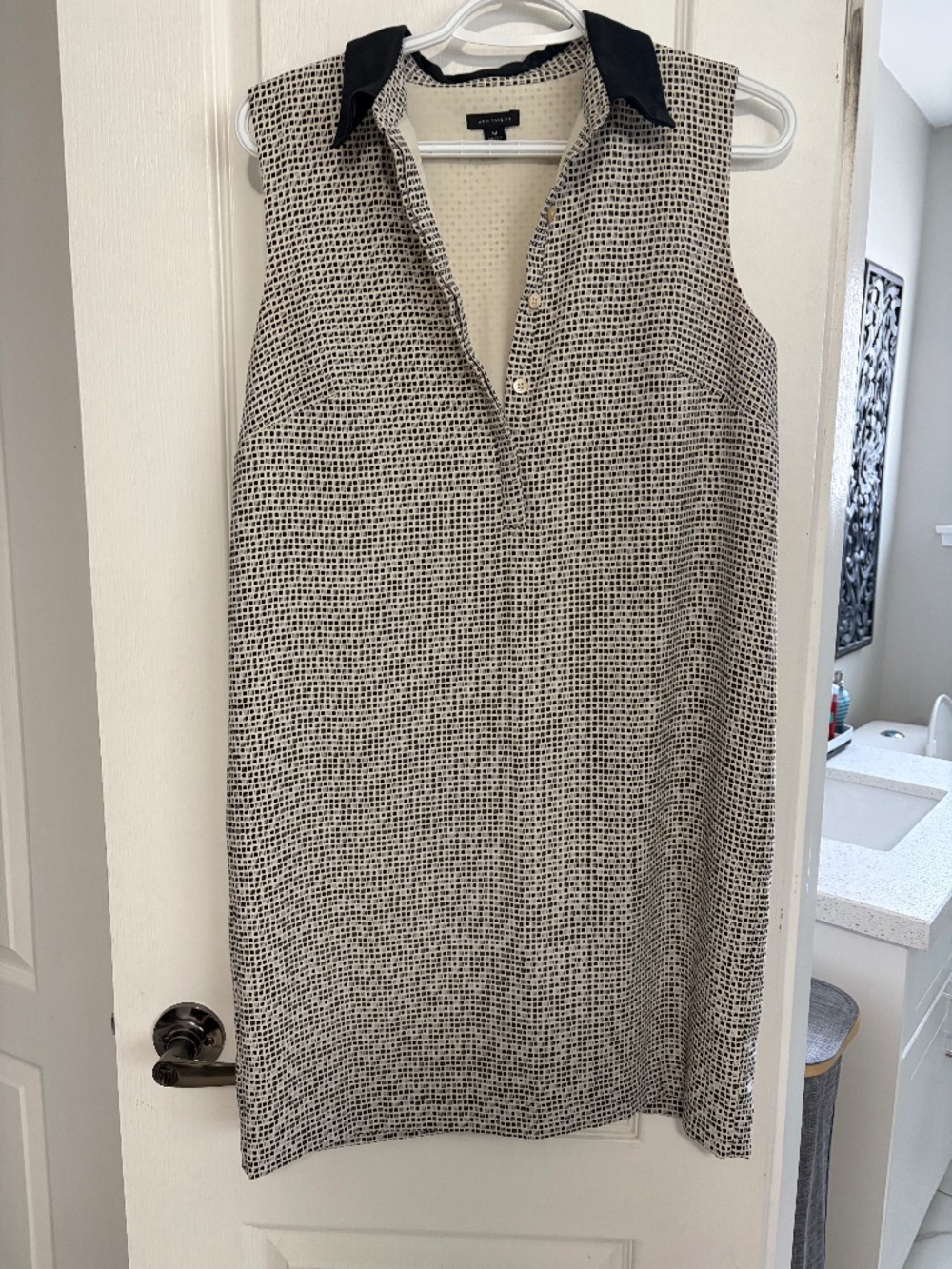 Ann Taylor Sleeveless Shift Dress